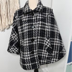 1 Madison Women's Black White Classic Houndstooth Plaid Wool Blend Poncho Cape Coat Medium Photo 0