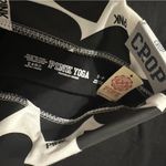 Victoria's Secret Y2K PINK  BLING Flare Yoga Cropped Pants Photo 3