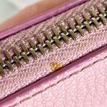 Givenchy Grained Goatskin Antigona Crossbody Bag Photo 6