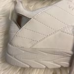 Vionic  Athletic Shoes size 8.5 excellent condition color white see all photos Photo 3