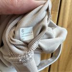 Lululemon  White V-Neck Sports Bra Tank Top Size 6 Photo 3