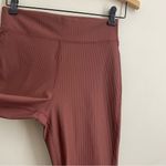 Old Navy  Powersoft Ribbed Flare Leggings Brown Size M Photo 3