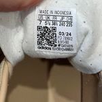 Adidas Gazelle in Beige Tan Size 7 Photo 7