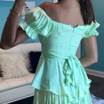 Selfie Leslie green romper Photo 3