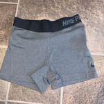 Nike Pros Photo 0