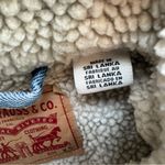 Levi's  Women's Denim Original Sherpa Lined Light Wash Trucker Jacket Size XS Photo 3