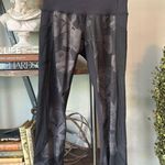 Lululemon Seek The Heat Crop Leggings Inky Floral Soot Black Womens Size 4 Photo 8