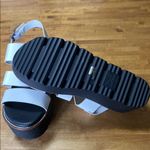 Dirty Laundry Trendy White/Black Platform Sandals sz 8.5 Photo 3