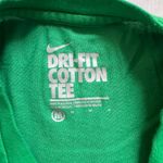 Nike ⟡ green  tee in size M ⟡ Photo 3