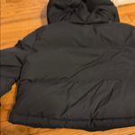 Lululemon wonder puff super cropped sz 4 Photo 1
