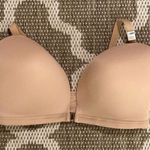 Victoria's Secret Victoria’s Secret wear everywhere lightly lined bra size 34DDD  Photo 0