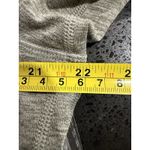 Vuori  Men's Halo Essential‎ Half Zip Pullover Large Gray Performance Stretch Photo 5