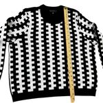 Eloquii  White and Black Geometric Vertical Stripe Pattern Pull-On Sweater 18/20 Photo 9