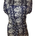 Trendy Angel Blue Top Small White Photo 0