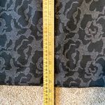 Banana Republic  || Black/grey/silver print lined pencil skirt with side zipper Photo 7