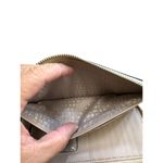 Kate Spade New York Womens Tan Leather Wallet With Zip Closure & Card Slots 8x4 Photo 5