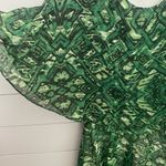 Giani Bernini Gianni Bini green pattern dress 
Beautiful green pattern and following
Size XS‎ Photo 2
