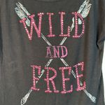 Wrangler  Black Short Sleeve Shirt Wild and Free Crossbow Size Small EUC #2650 Photo 1