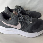 Nike  Run Swift 3 Women’s Running Sneakers Size 12 DV7889-009 Photo 0