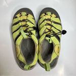 Keen  Lime green sandals‎ approximately size 7.5-8 Photo 7
