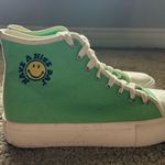 American Eagle  Shoes Photo 0