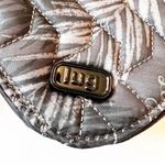 Lug Gray Heart Shaped Coin Purse With Leaf Print Photo 3