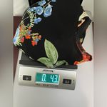 Twine & String  size medium, black floral sleeveless blouse‎ Photo 6