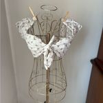 Princess Polly white floral tie front crop top size 2 100% cotton Photo 1