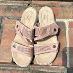 kim rogers  ultra comfort technology pink sandals.  Women's size 8M Photo 2