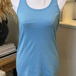 Lululemon Blue Swiftly Tech Racerback Tank Top 2.0
Hip Length Size 8 Photo 2
