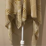 Tan and White Waterfall Knit Accent Cardigan kimono Size undefined Photo 2