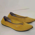 Rothy's  Shoe Size 5.5 Yellow Rubber Woven Pointed Toe closed heel Shoes Photo 5