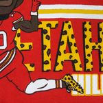 Gildan Tyreek Hill Chiefs Shirt Photo 4