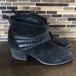 Jessica Simpson black suede Belted Leather ankle boots Women’s Size 8 Booties Photo 1