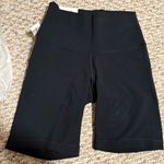 Aritzia NWT  TNA Hold It Hi-Rise Atmosphere 7” Biker Short Black- Size XS Photo 4