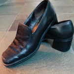 Unisa Vintage leather  black loafer with fur front and chunky block heel Photo 0