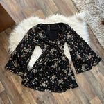 Free People $128 Sz Small LILOU PRINTED BELL SLEEVE DRESS RETRO BLACK COMBO Photo 2