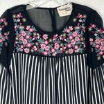 Savanna Jane Sz S Blouse Black White Stripe Floral Embroidery Top Black Photo 3