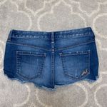 EXPRESS Frayed Denim shorts Photo 1
