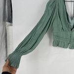 HYFVE  Cropped Top Womens Medium Green Lined Smocked Preppy V-Neck Puff Sleeve Photo 4