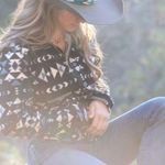 Wrangler Women’s high rise bootcut Size 25 Photo 0