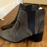 ZARA Woman Dark Grey Suede Ankle Boot Photo 4