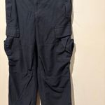 TNA Aritzia surplus division Black cargo pants size 6 White Photo 3