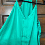 Ekouaer  Tank Photo 0