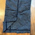 Lululemon Gather & Crow Crop II in Heathered Herringbone Heathered Black Sz 8 Photo 5