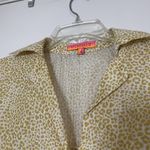 Vilagallo Back Button Short Sleeved Cotton Leopard Print Blouse Size 38/ Small Yellow Photo 1