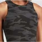 Athleta  A-C Conscious Camo High Neck Cropped Workout Tank Top Built in Bra SZ XL Photo 2