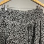 EXPRESS  Skirt Silk Chiffon Mini Floral Print‎ Black White Size 8 Women Waistband Photo 3
