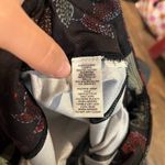 Lou & grey  floral patterned athletic crops Photo 4