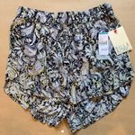 Billabong Shorts Photo 0